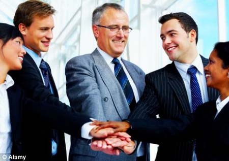 Bí quyết làm việc ăn ý với 4 kiểu đồng nghiệp nơi công sở - 1 Bí quyết làm việc ăn ý với 4 kiểu đồng nghiệp nơi công sở