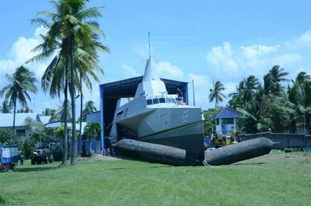 Vừa hạ thủy tàu tàng hình, Indonesia muốn sắm tiếp 12 tàu ngầm - 2 Thanh Tùng