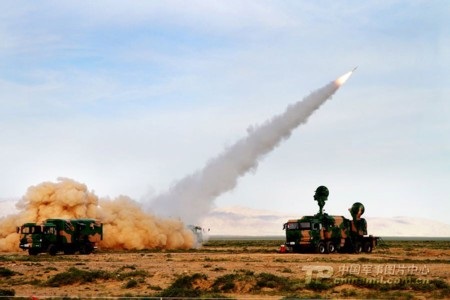 Trung Quốc khoe ảnh tập trận phòng không bắn đạn thật - 1 Thời gian gần đây Trung Quốc liên tục công bố ảnh tập trận