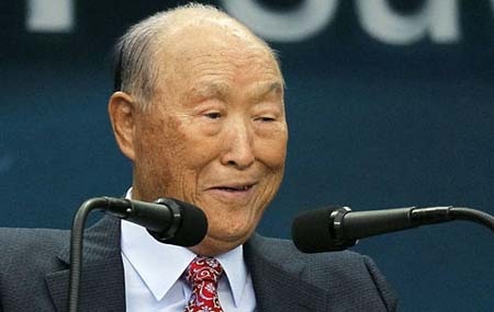 "Ông trùm" kết hôn tập thể tại Hàn Quốc qua đời - 1 Ông Sun Myung Moon đã qua đời ở tuổi 92
