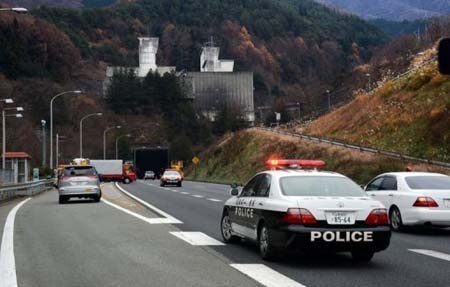 Ít nhất 7 người có thể còn mắc kẹt trong hầm (Ảnh: AFP)