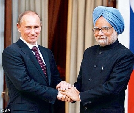 Putin sang Ấn Độ thúc đẩy bán vũ khí và hợp tác kinh tế - 1 Nga và Ấn Độ muốn tăng cường hợp tác quân sự và kinh tế