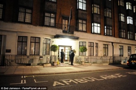 Vợ chồng Hoàng tử Anh William “có tin vui” - 5 An ninh được tăng cường để đảm bảo trật tự