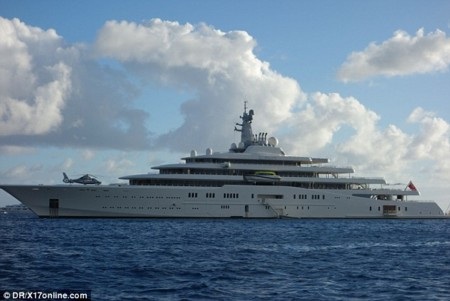 Siêu du thuyền của tỷ phú Abramovich và Thủ tướng Qatar “đọ dáng” - 4 Thanh Tùng