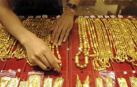 Giá vàng tuần tới có khả năng trượt dốc - 1 Thị trường vàng thế giới khá trầm lắng