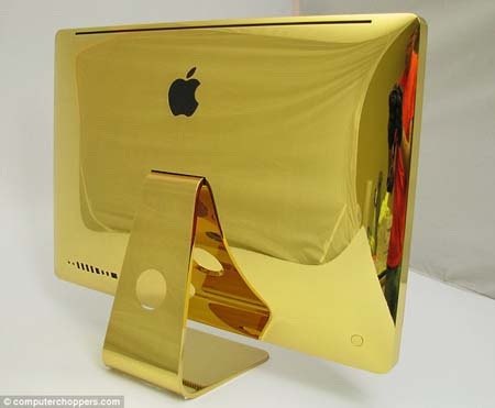 Máy tính Apple dát vàng và kim cương giá hơn nửa tỷ đồng - 1 Một chiếc Macbook có giá mạ vàng 30.000 USD
