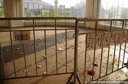 Đại siêu thị lớn nhất thế giới hoang tàn như "khu nhà ma" - 9 Thanh Tùng