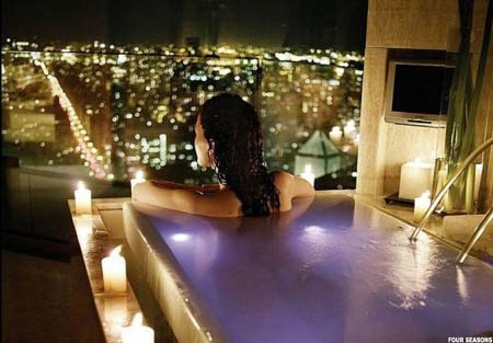 Choáng với 5 món quà Valentine siêu xa xỉ