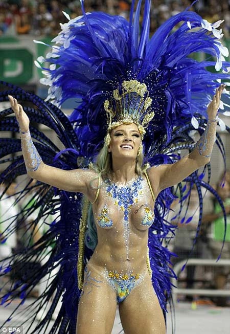 Brazil khai mạc lễ hội hóa trang nổi tiếng nhất thế giới - 14 Thanh Tùng