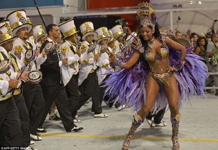 Brazil khai mạc lễ hội hóa trang nổi tiếng nhất thế giới - 7 Thanh Tùng