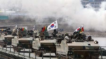 Căng thẳng với Triều Tiên đe dọa kinh tế Hàn Quốc - 1 Căng thẳng trên bán đảo Triều Tiên không có lợi cho kinh tế Hàn Quốc