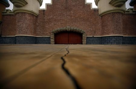 Mái vòm them hoen gỉ