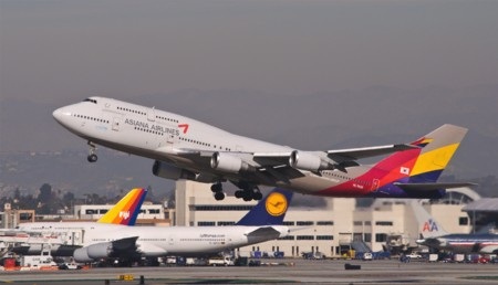 Top 10 hãng hàng không tốt nhất thế giới 2013 - 6 5. Asiana Airlines (thứ hạng 2012: 2)