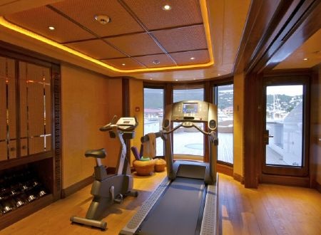 Vẻ lộng lẫy khó cưỡng của siêu du thuyền 2200 tỷ đồng - 27 Khu tập thể dục