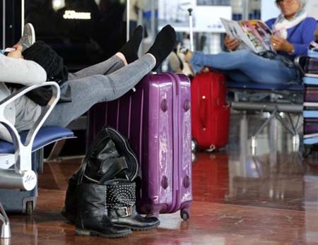 Nhiều khách đi máy bay cũng trong tình cảnh tương tự