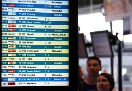 Hàng nghìn chuyến bay đã bị hủy bỏ