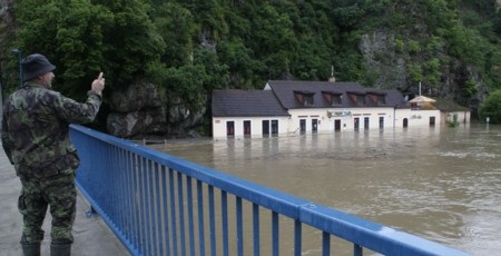 Nhiều thị trấn của Séc bị lũ nhấn chìm