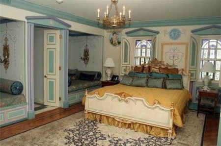 Choáng ngợp với biệt thự nghìn tỷ của cha đẻ thương hiệu Versace - 13 Thanh Tùng