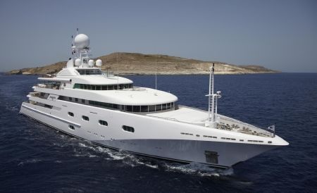 Choáng ngợp với “nàng công chúa” của biển giá hơn 2.000 tỷ đồng - 1 Đằng sau vẻ ngoài giản dị của Pegasus V là nội thất cực đỉnh