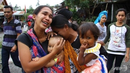 Ít nhất 6 trẻ em Indonesia đã thiệt mạng vì động đất