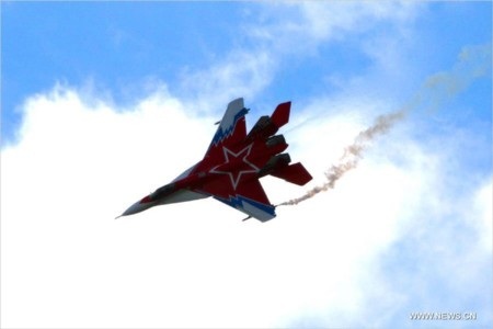 Chiến đấu cơ Nga khoe uy lực tại triển lãm hàng không Mátxcơva - 11 Đội trực thăng biểu diễn Đại bàng vàng của nga gồm nhiều chiếc Mi-28N phô diễn