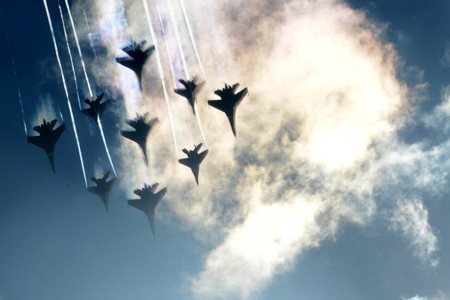 Chiến đấu cơ Nga khoe uy lực tại triển lãm hàng không Mátxcơva - 6 Sukhoi T-50, chiến đấu cơ mới nhất của Nga cũng có mặt