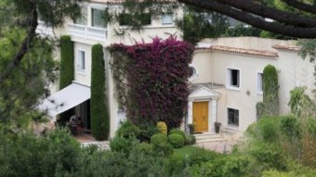 Biệt thự của nhà Bạc Hy Lai tại Pháp.