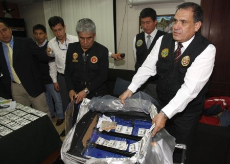 Tang vật bị thu giữ trong một vụ truy quét năm 2012