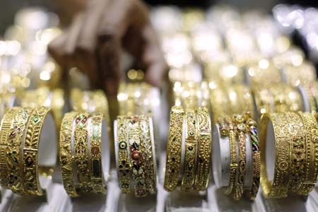 Thị trường vàng thế giới biến động rất mạnh trong tuần qua