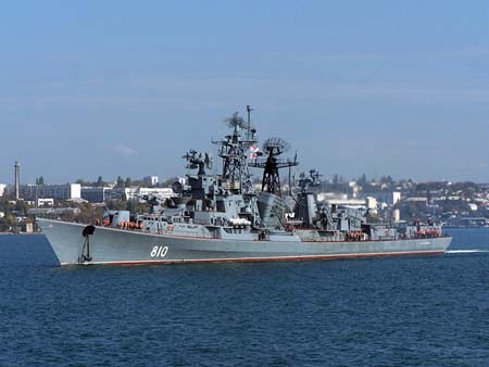 Putin tuyên bố sẽ giúp Syria nếu có tấn công - 2 Tàu khu trục Smetlivy sẽ lên đường tới Syria trong tuần tới