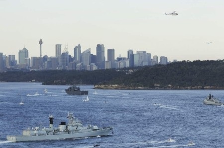 Tàu chiến từ 17 nước tụ hội về cảng Sydney - 7 Nhiều người dân địa phương tới theo dõi sự kiện