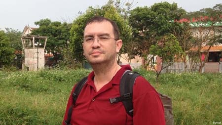 Sử gia Mỹ: “Võ Nguyên Giáp - vị tướng của những điều không thể” - 2 Ông Derek W. Frisby