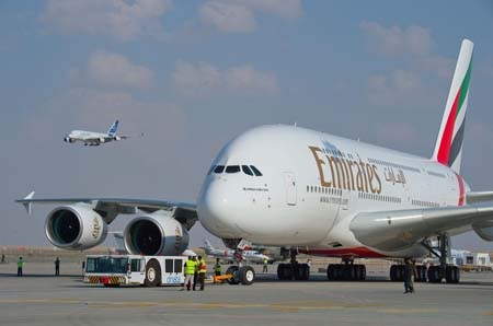 Ngắm dàn máy bay khủng tại triển lãm hàng không Dubai - 24 Boeing 777X - mẫu máy bay đang hút khách nhất triển lãm Dubai dù mới ở giai đoạn phát triển