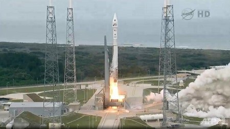 NASA phóng thành công tàu thăm dò sao Hỏa mới - 1 Tên lửa Atlas V 401 rời bệ phóng