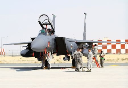 Ngắm dàn máy bay khủng tại triển lãm hàng không Dubai - 9 Chiến đấu cơ Boeing F-15
