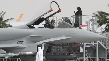 Ngắm dàn máy bay khủng tại triển lãm hàng không Dubai - 5 Chiến đấu cơ đa năng Eurofighter Typhoon