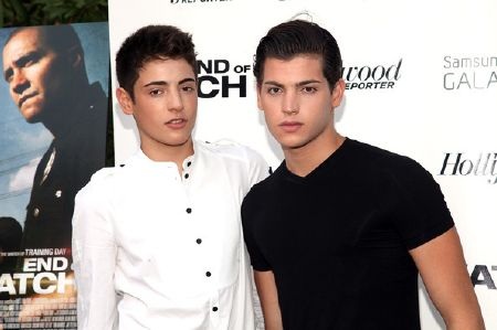 Những "cậu ấm cô chiêu" của giới tỷ phú hấp dẫn nhất thế giới - 3 Những cậu ấm cô chiêu của giới tỷ phú hấp dẫn nhất thế giới