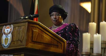 Tổng thống Malawi Joyce Banda nói lời tri ân Mandela