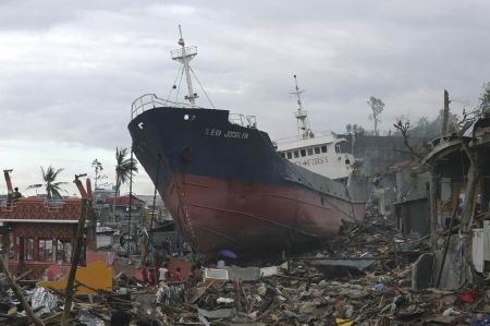Nhịp sống trở lại tại "thành phố chết" Tacloban - 7 Thanh Tùng