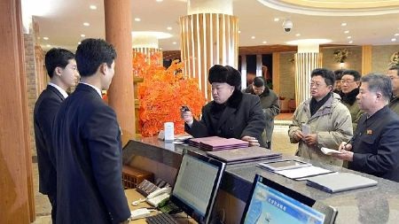 Triều Tiên chính thức khai trương khu trượt tuyết xa xỉ - 7 Thanh Tùng