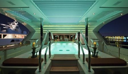 Vẻ đẹp khó cưỡng của siêu du thuyền xa xỉ bậc nhất thế giới - 4 Thanh Tùng
