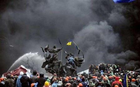 Vì đâu kinh tế Ukraine quay cuồng trong khủng hoảng? - 1 Ukraine đang đối mặt vô vàn khó khăn