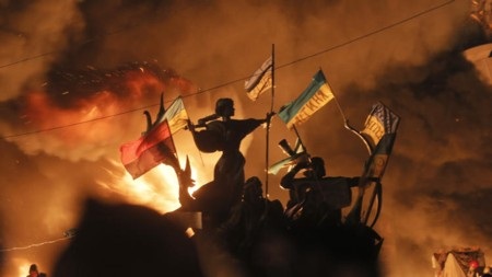 Thủ đô Ukraine ngùn ngụt khói lửa bạo lực, 25 người chết - 5 Thanh Tùng