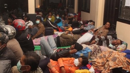 Khoảng 200.000 người dân Indonesia đã phải di tản