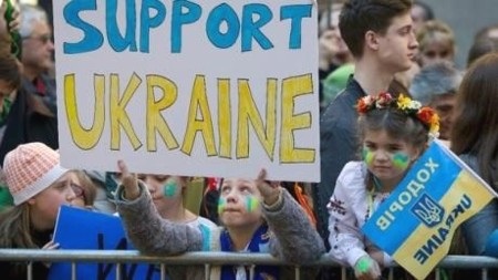 Quỹ Tiền tệ quốc tế chi 18 tỷ USD viện trợ Ukraine - 1 Kinh tế Ukraine đang rất khó khăn