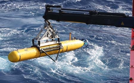 Chiến dịch tìm MH370 dưới đáy biển sẽ khép lại trong vòng 1 tuần tới - 1 Tàu Bluefin 21 đang là hy vọng duy nhất để tim MH370 dưới đáy biển