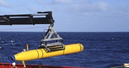 Tàu ngầm ngừng tìm MH370 giữa chừng vì biển sâu ngoài dự tính - 1 Tàu ngầm không người lái Bluefin-21