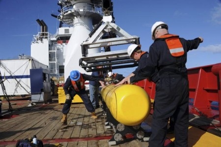 Úc tính triển khai thiết bị định vị mạnh hơn tìm MH370 - 1 Tàu bluefin 21 đã rà soát hơn 80% diện tích vùng biển khả nghi