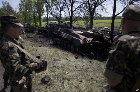 Hiện trường vụ tấn công tại khu vực Donetsk