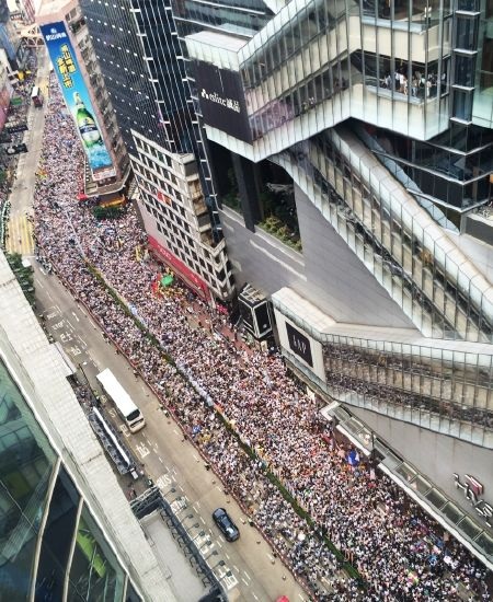 Hồng Kông: “Biển” người phản đối Trung Quốc chiếm phố trung tâm - 6 Các tuyến phố đông nghẹt người biểu tình